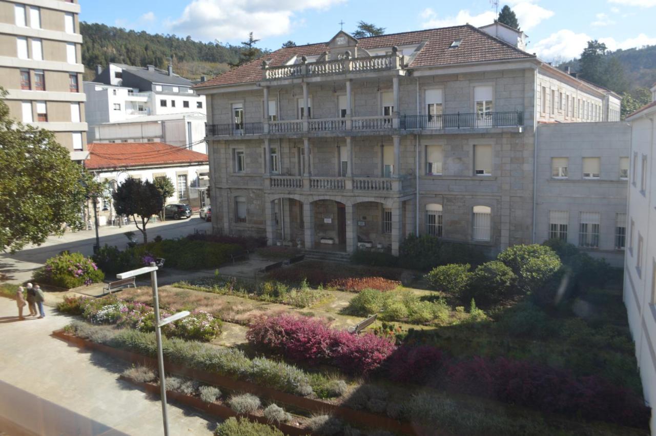 Las Palmeras Caldas De Reis Exteriör bild