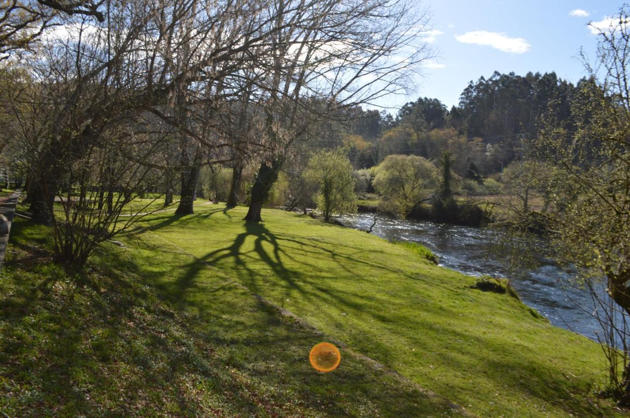 Las Palmeras Caldas De Reis Exteriör bild
