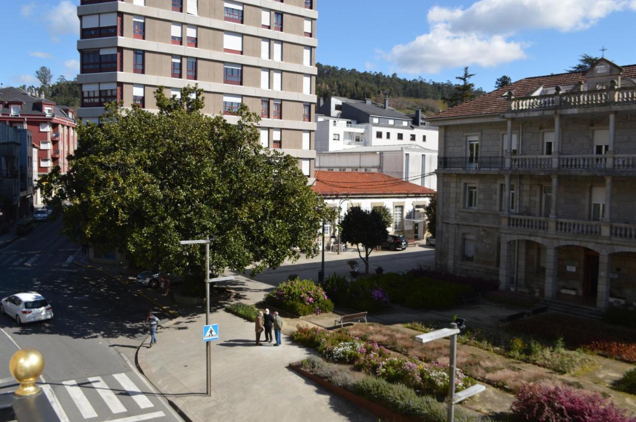 Las Palmeras Caldas De Reis Exteriör bild